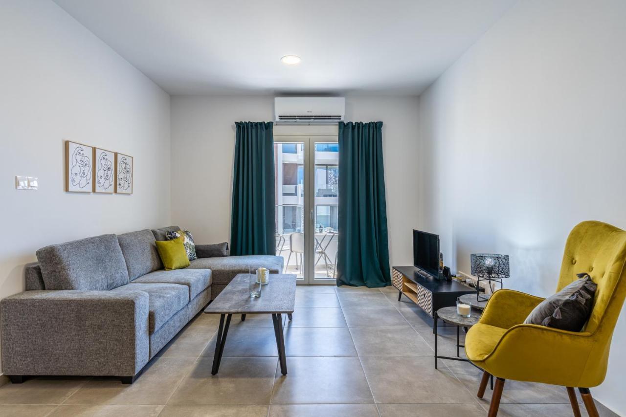 Olive 2-bedroom In לרנקה